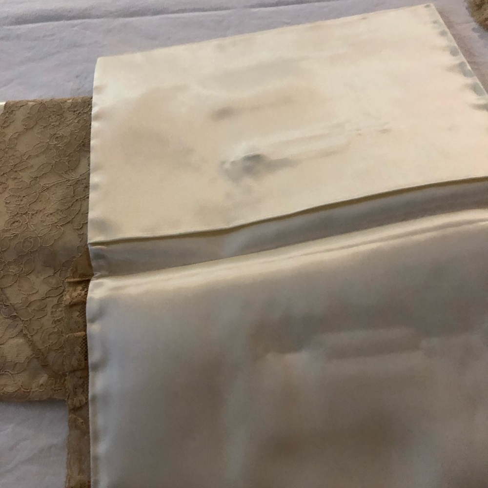 Vintage Lingerie Travel Set - image 8